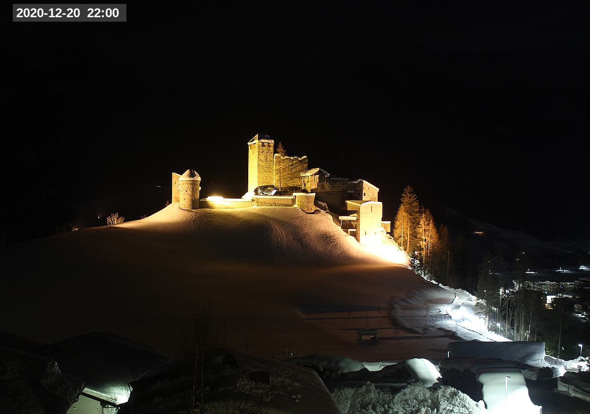 Webcam Burg Heinfels, 2020-12-20 22:00 Uhr