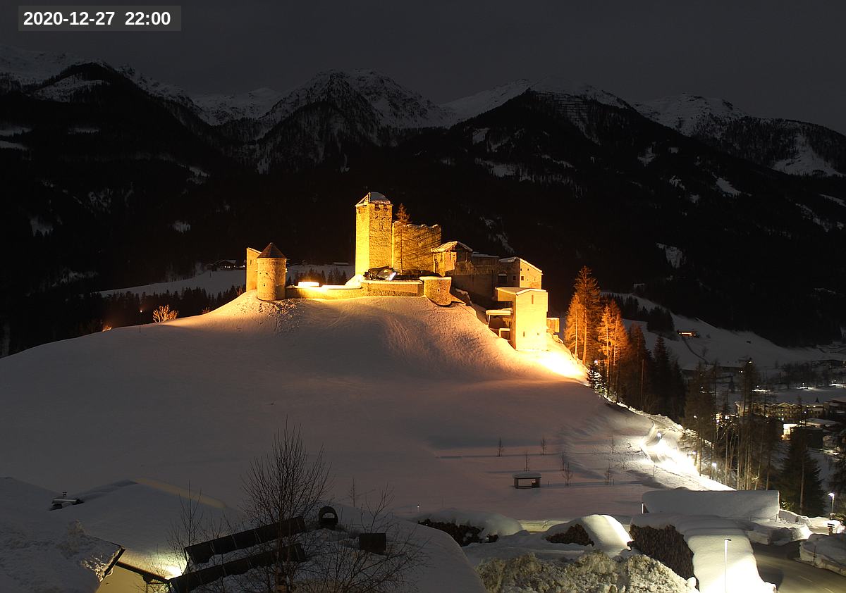 Webcam Burg Heinfels, 2020-12-27 22:00 Uhr