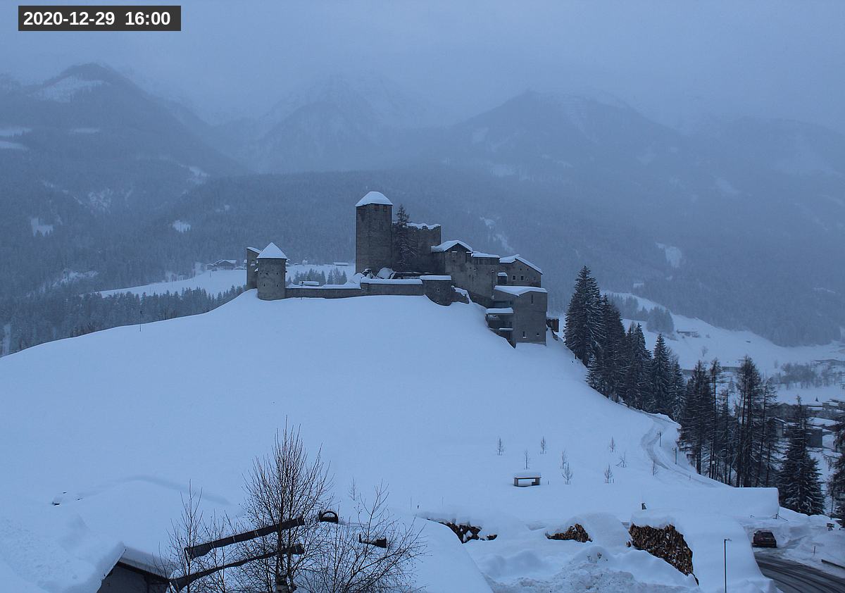 Webcam Burg Heinfels, 2020-12-29 16:00 Uhr