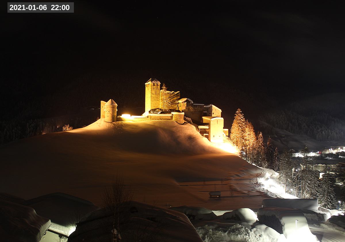 Webcam Burg Heinfels, 2021-01-06 22:00 Uhr