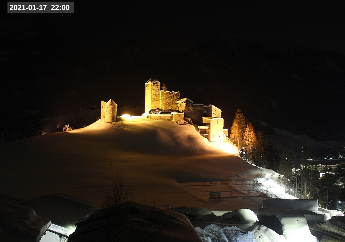 Webcam Burg Heinfels, 2021-01-17 22:00 Uhr