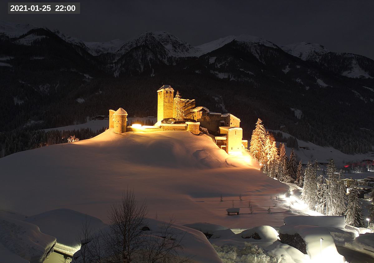 Webcam Burg Heinfels, 2021-01-25 22:00 Uhr