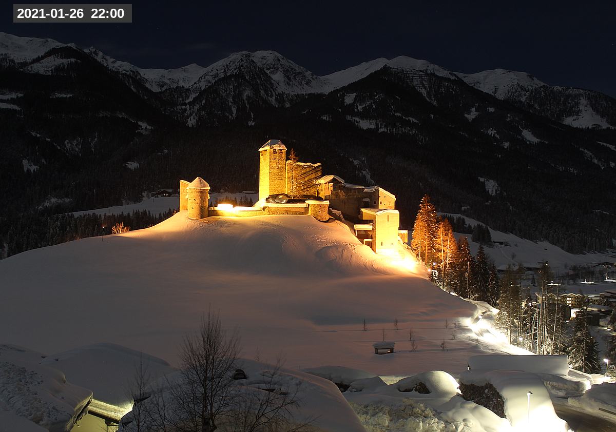 Webcam Burg Heinfels, 2021-01-26 22:00 Uhr