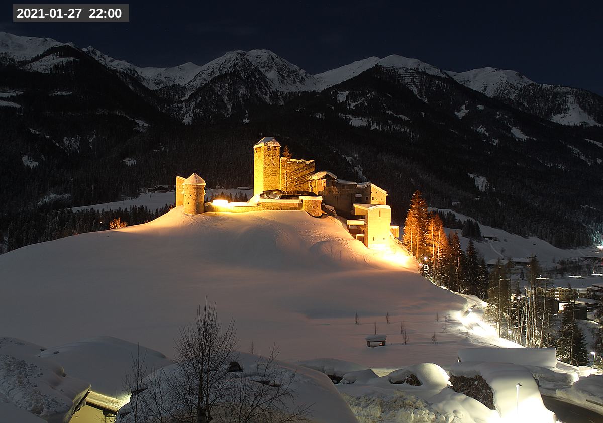 Webcam Burg Heinfels, 2021-01-27 22:00 Uhr