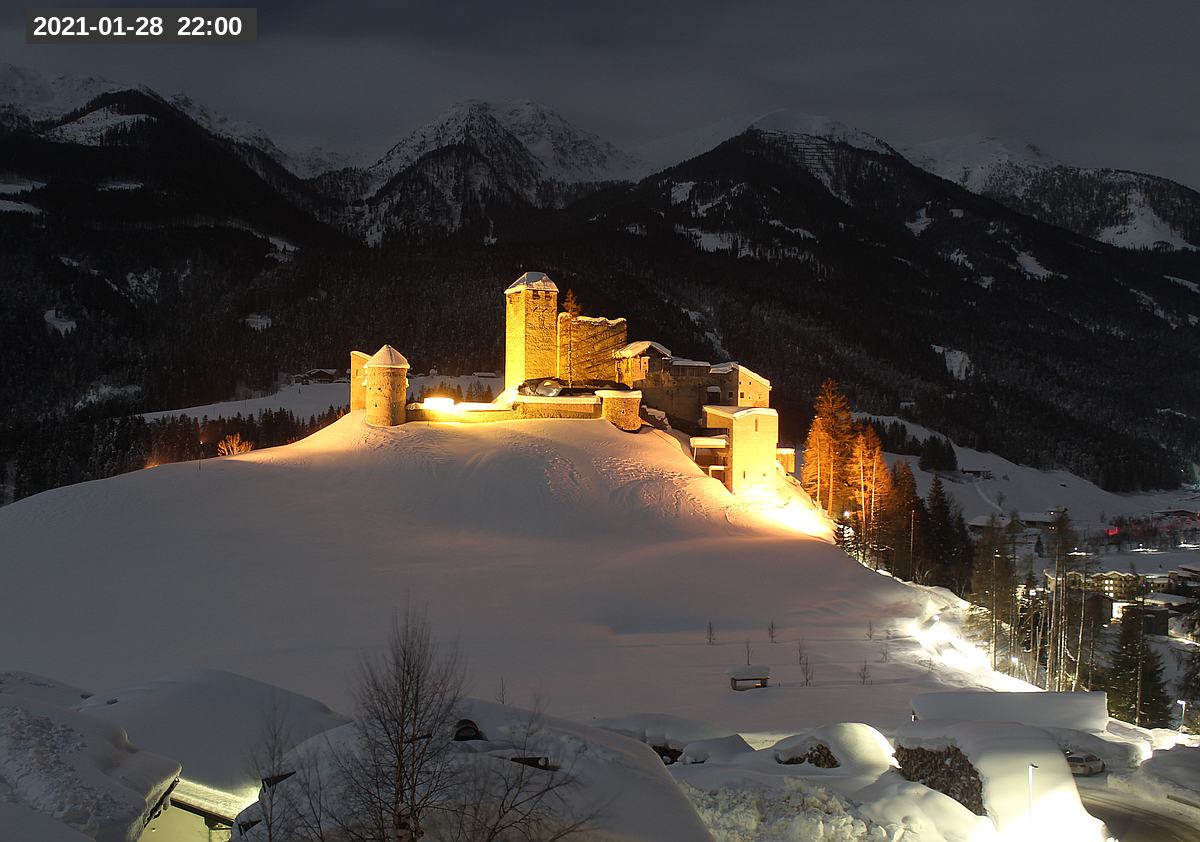 Webcam Burg Heinfels, 2021-01-28 22:00 Uhr