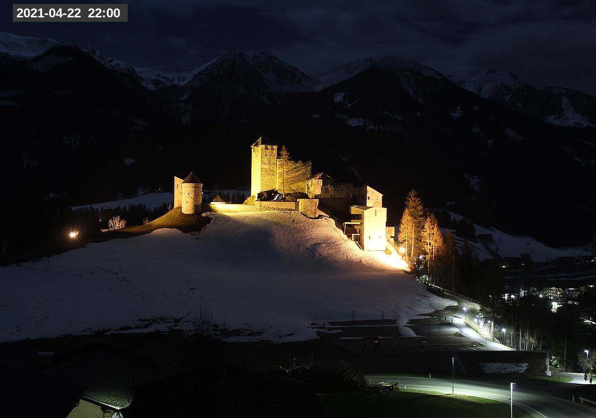 Webcam Burg Heinfels, 2021-04-22 22:00 Uhr