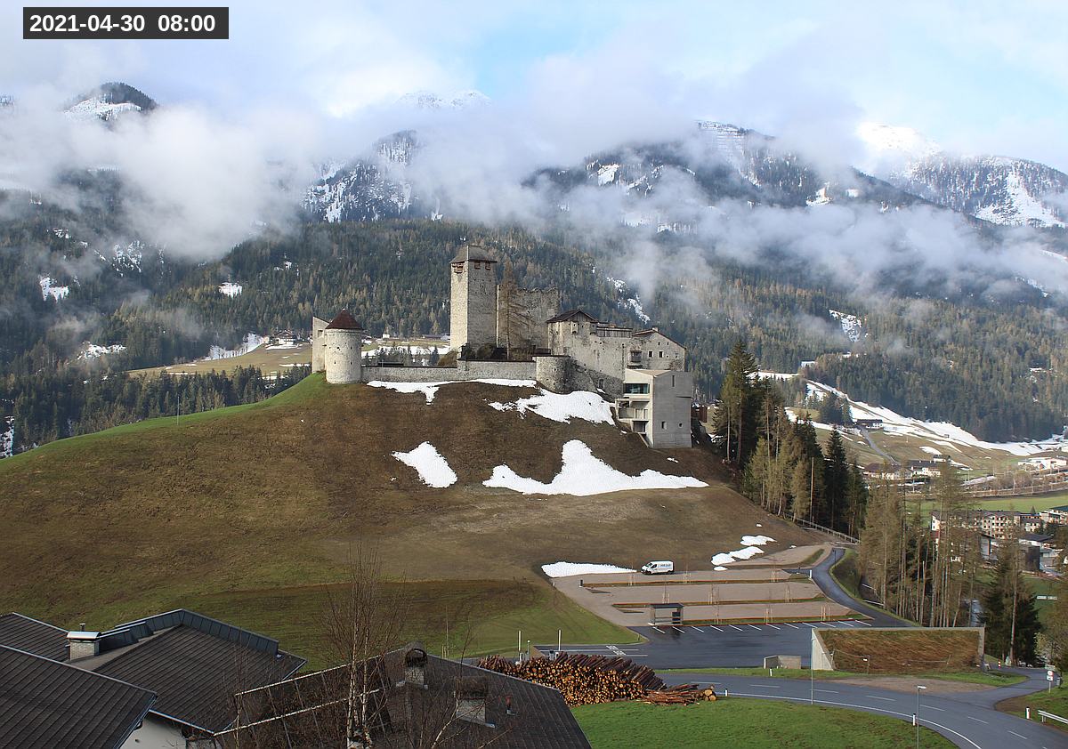 Webcam Burg Heinfels, 2021-04-30 08:00 Uhr