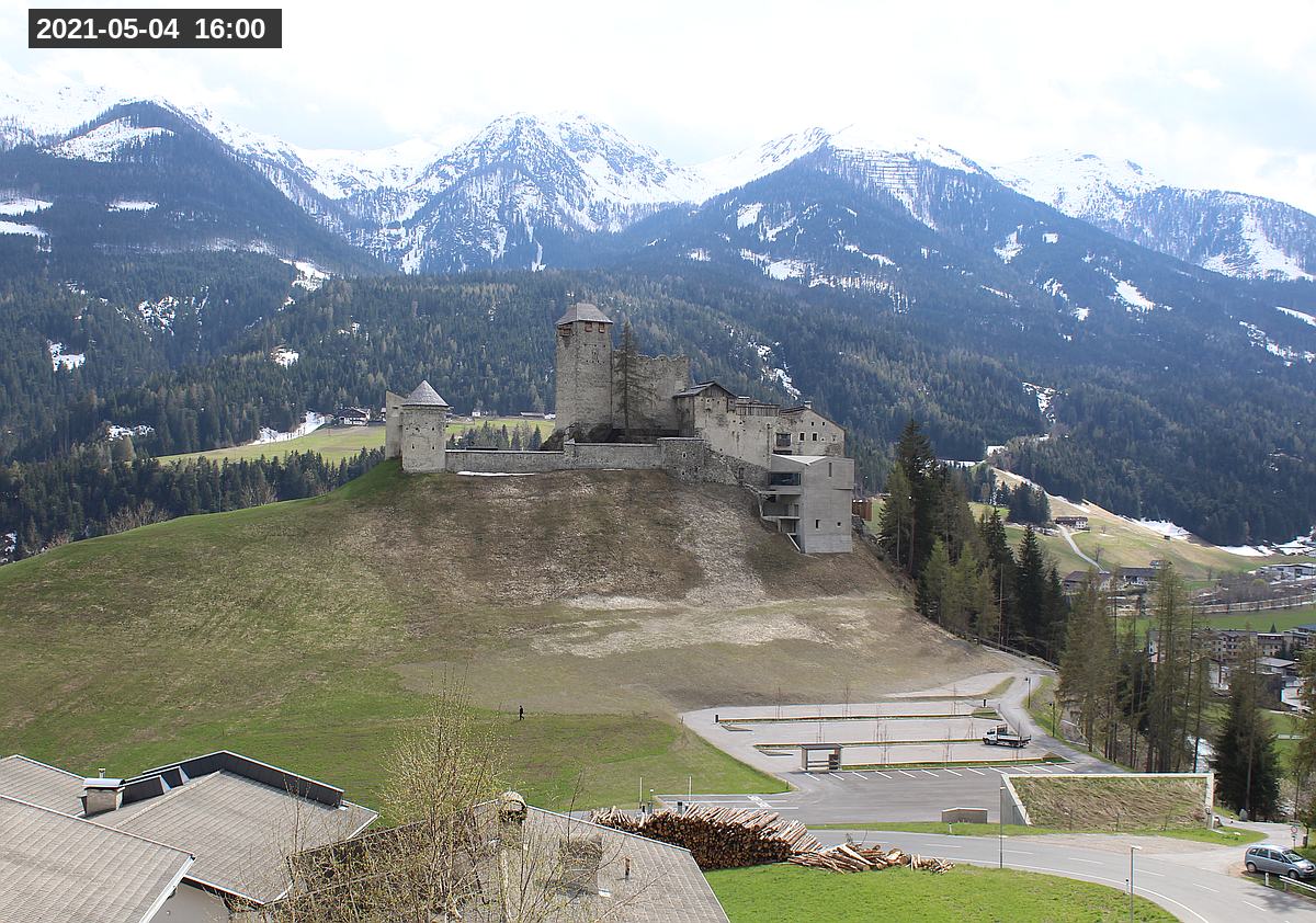 Webcam Burg Heinfels, 2021-05-04 16:00 Uhr