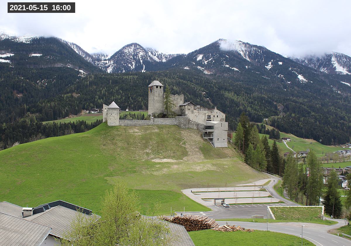 Webcam Burg Heinfels, 2021-05-15 16:00 Uhr