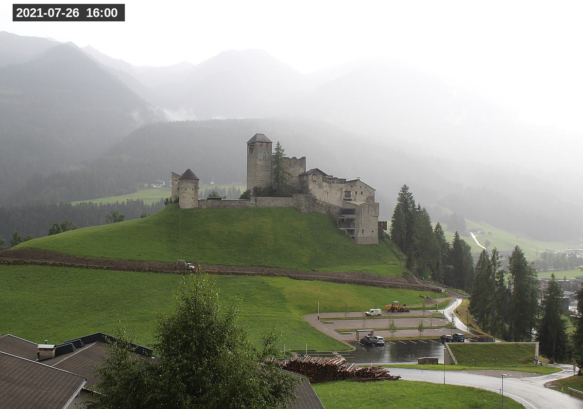 Webcam Burg Heinfels, 2021-07-26 16:00 Uhr