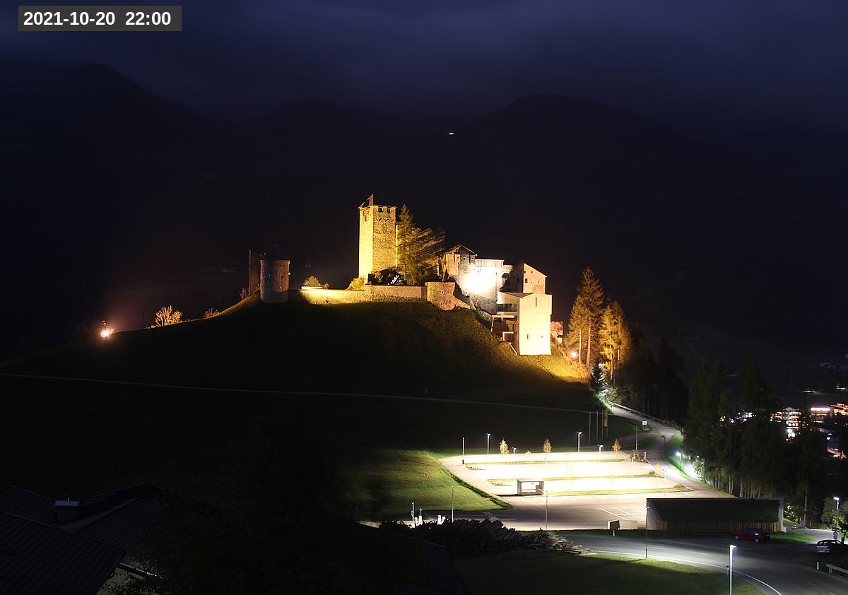 Webcam Burg Heinfels, 2021-10-20 22:00 Uhr