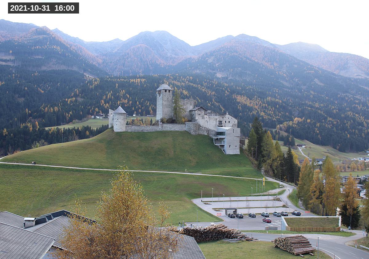 Webcam Burg Heinfels, 2021-10-31 16:00 Uhr