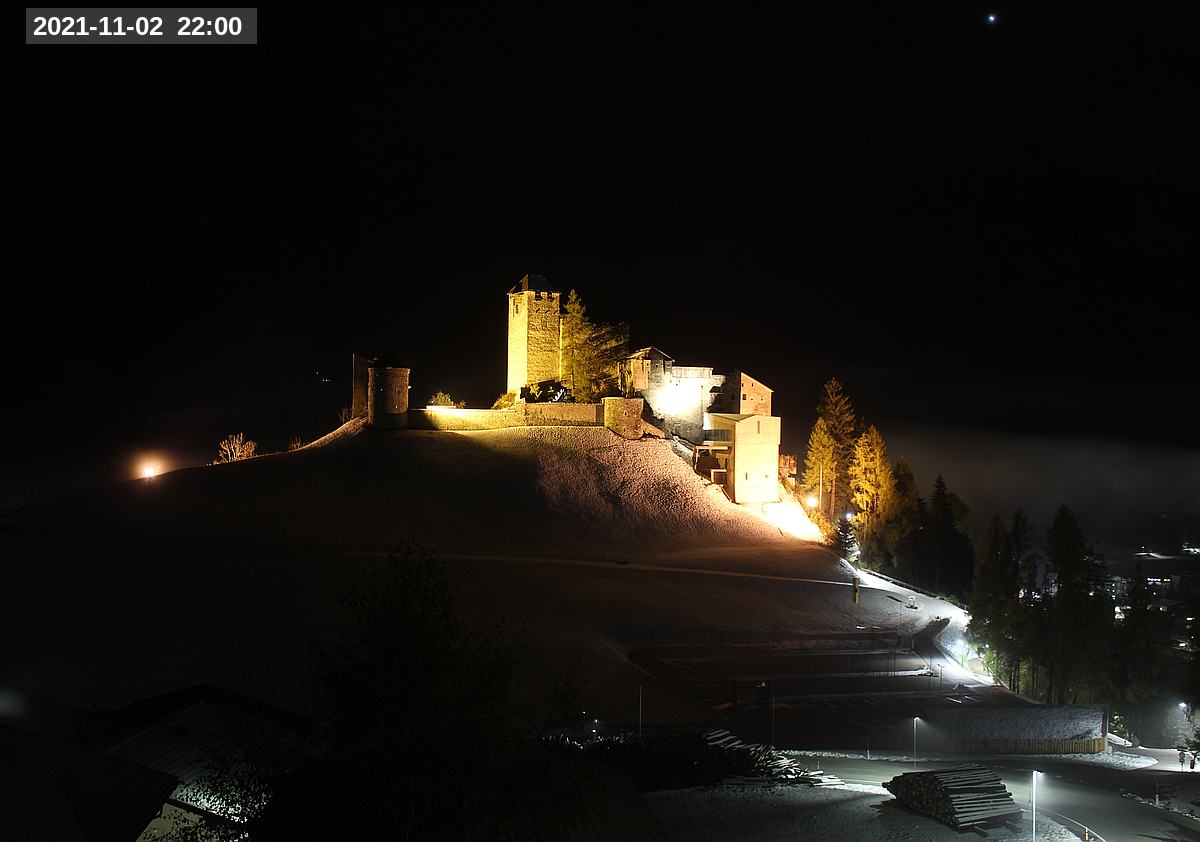 Webcam Burg Heinfels, 2021-11-02 22:00 Uhr