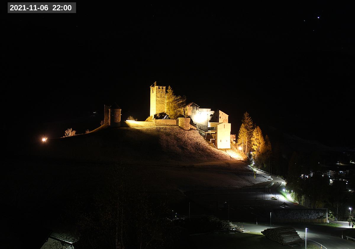 Webcam Burg Heinfels, 2021-11-06 22:00 Uhr