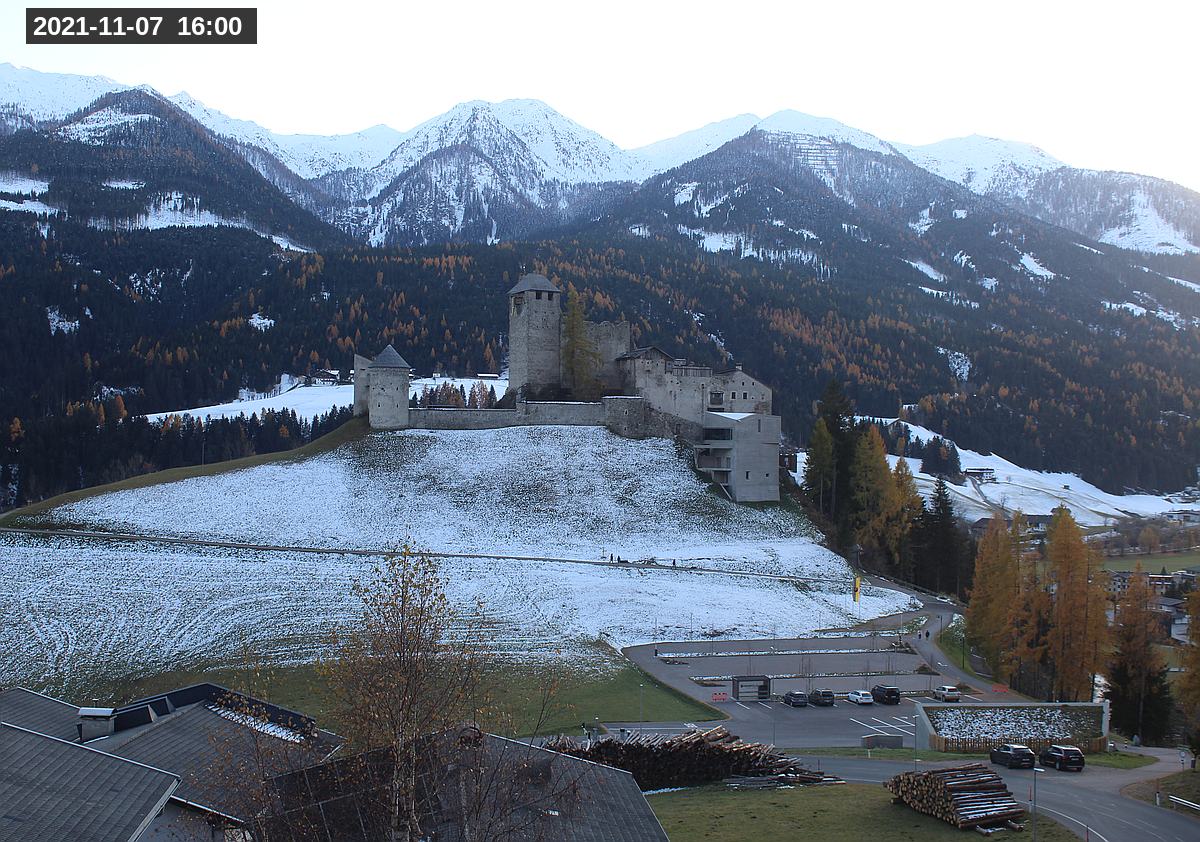 Webcam Burg Heinfels, 2021-11-07 16:00 Uhr