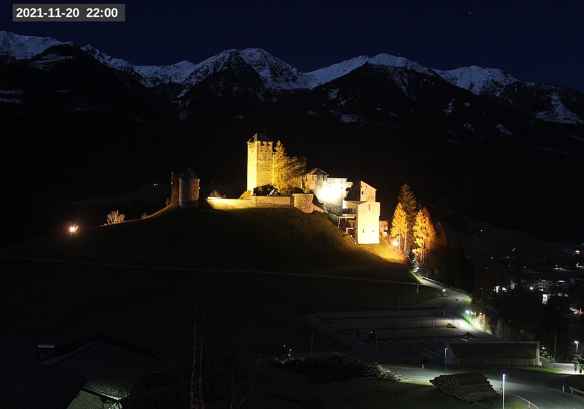 Webcam Burg Heinfels, 2021-11-20 22:00 Uhr