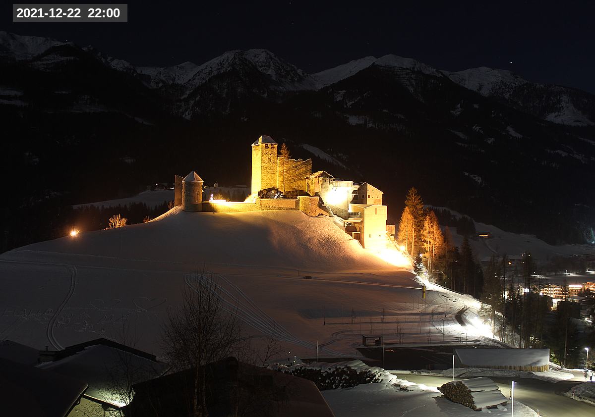 Webcam Burg Heinfels, 2021-12-22 22:00 Uhr
