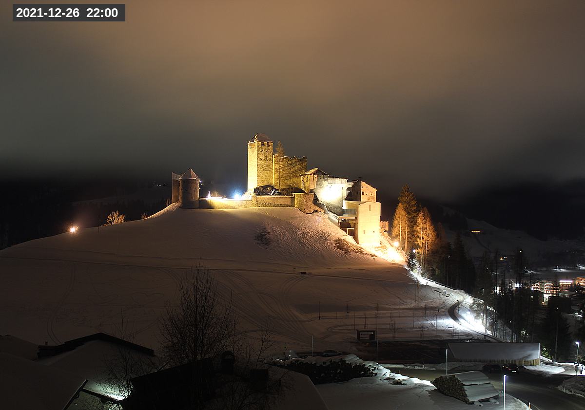Webcam Burg Heinfels, 2021-12-26 22:00 Uhr