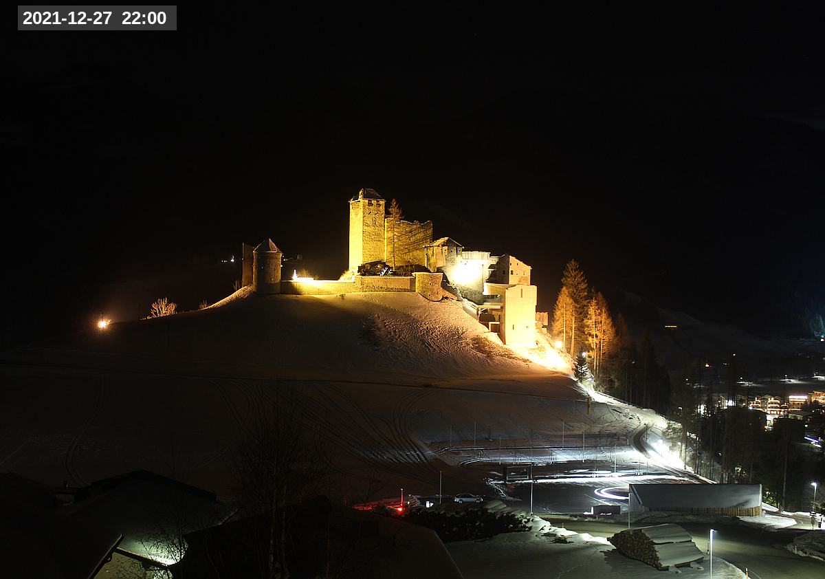 Webcam Burg Heinfels, 2021-12-27 22:00 Uhr