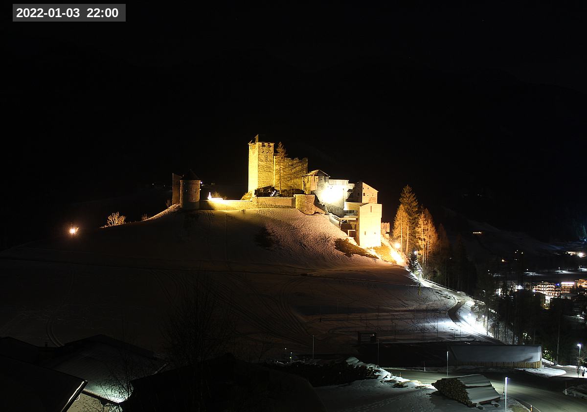 Webcam Burg Heinfels, 2022-01-03 22:00 Uhr
