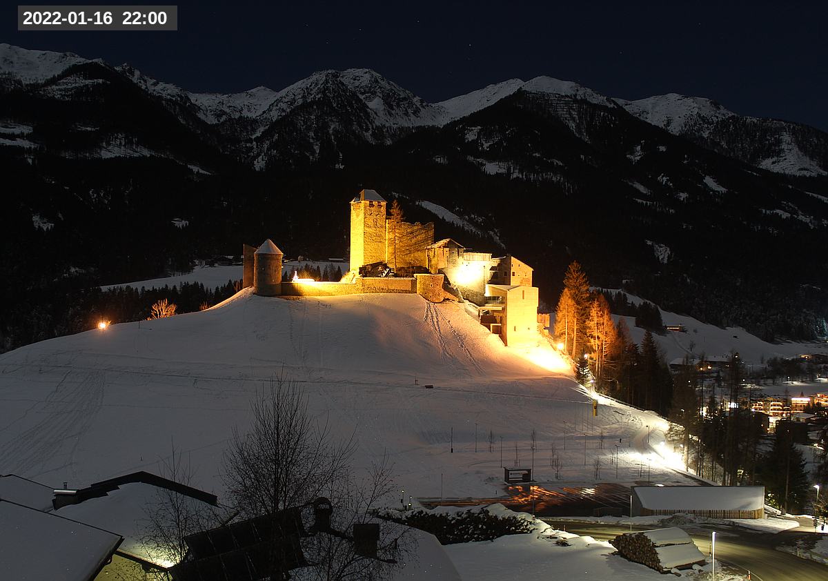 Webcam Burg Heinfels, 2022-01-16 22:00 Uhr