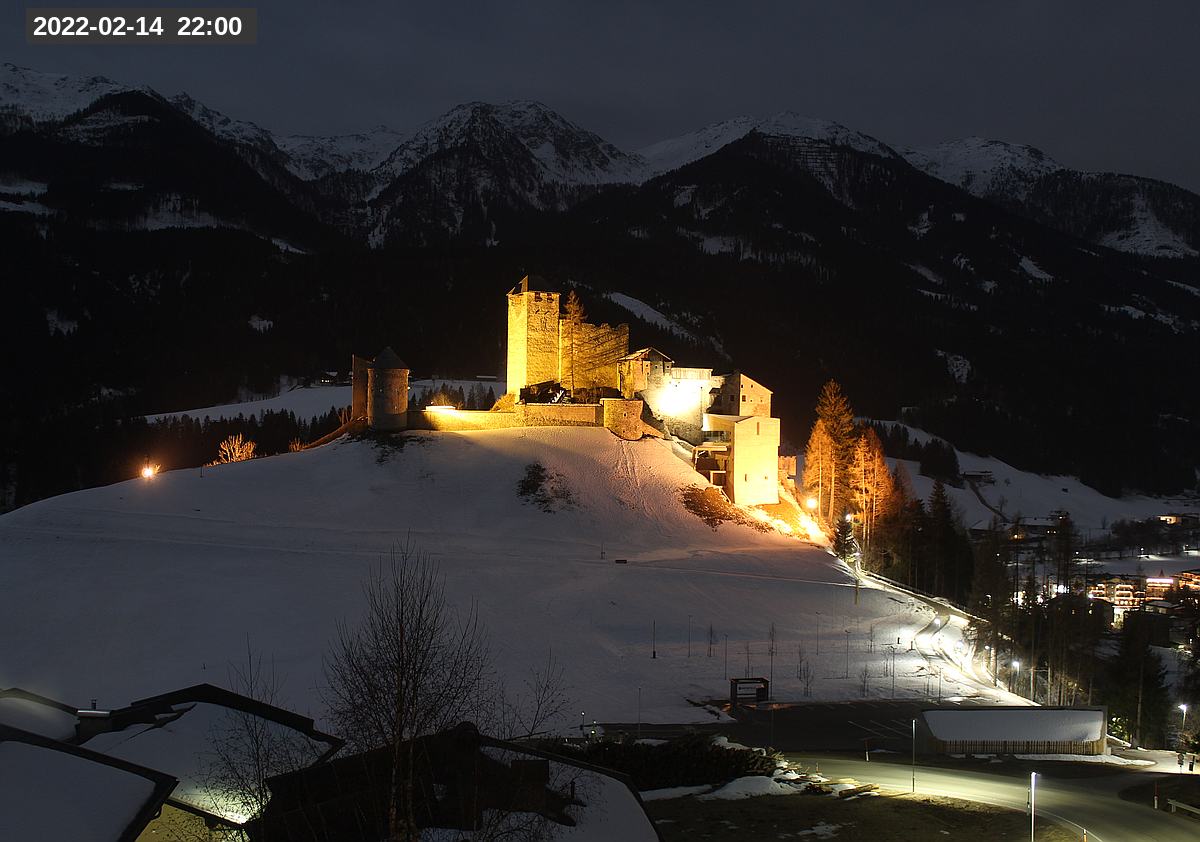 Webcam Burg Heinfels, 2022-02-14 22:00 Uhr