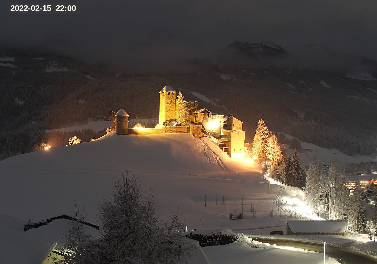 Webcam Burg Heinfels, 2022-02-15 22:00 Uhr