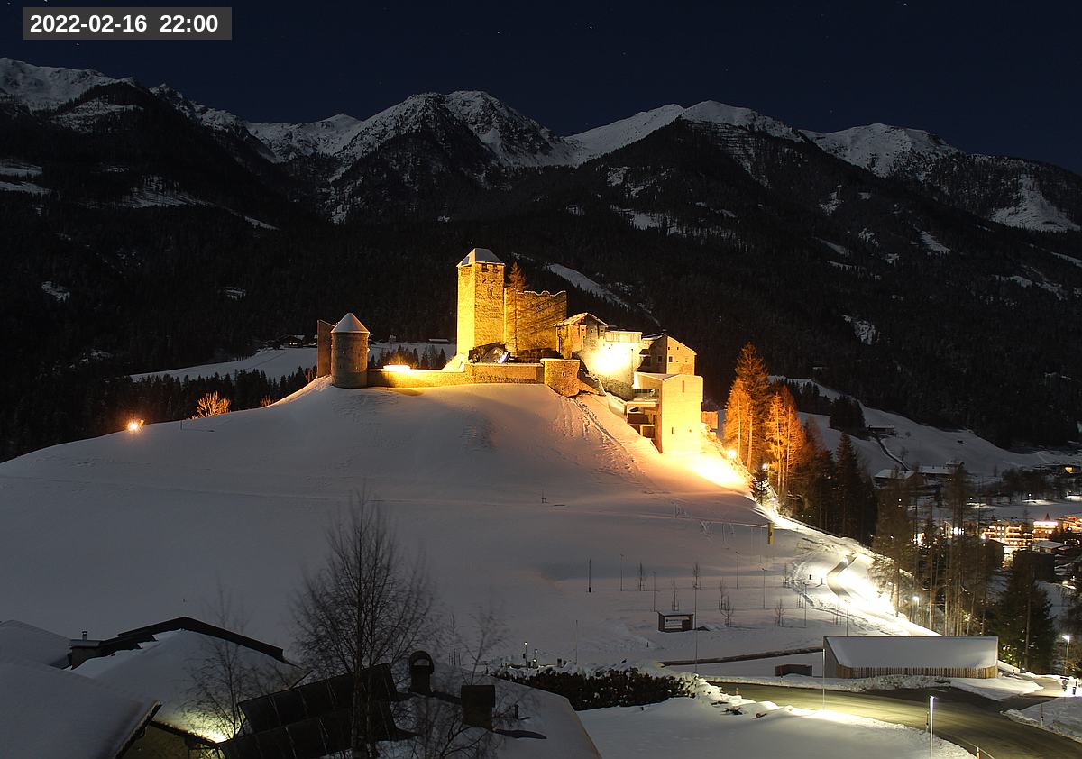 Webcam Burg Heinfels, 2022-02-16 22:00 Uhr