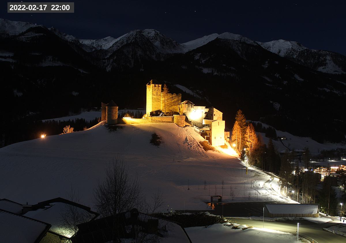 Webcam Burg Heinfels, 2022-02-17 22:00 Uhr