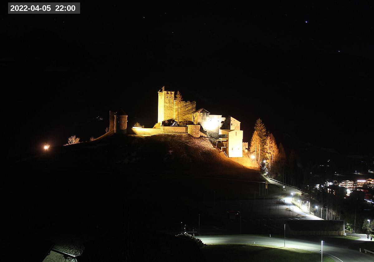 Webcam Burg Heinfels, 2022-04-05 22:00 Uhr