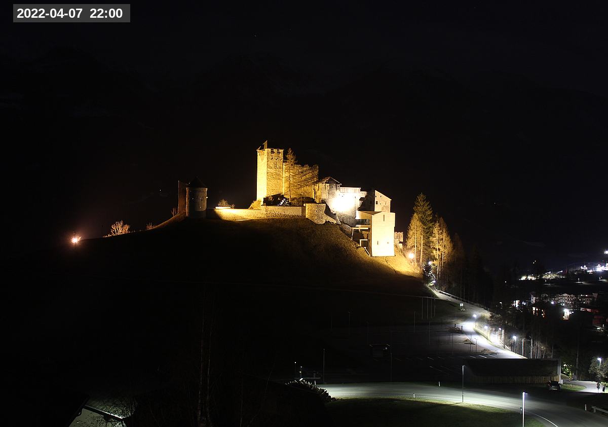 Webcam Burg Heinfels, 2022-04-07 22:00 Uhr