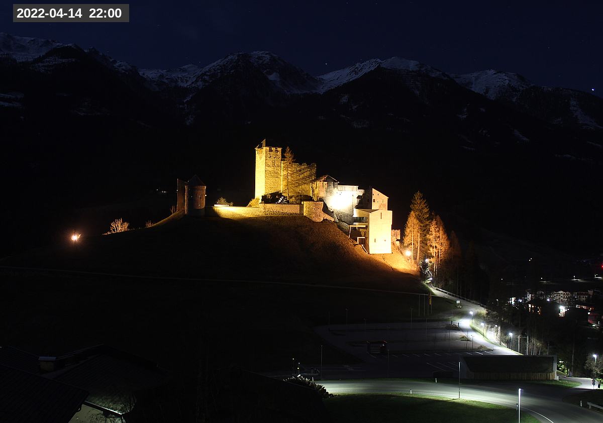 Webcam Burg Heinfels, 2022-04-14 22:00 Uhr