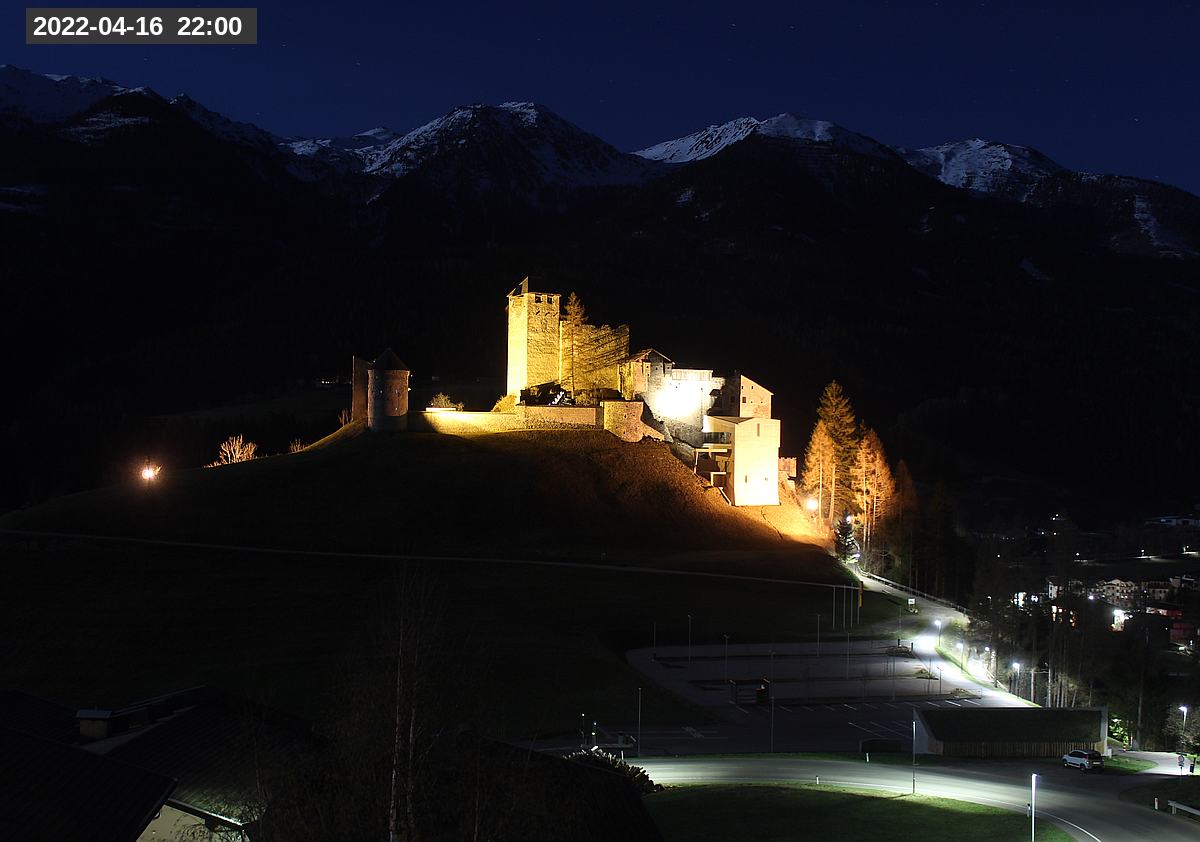 Webcam Burg Heinfels, 2022-04-16 22:00 Uhr