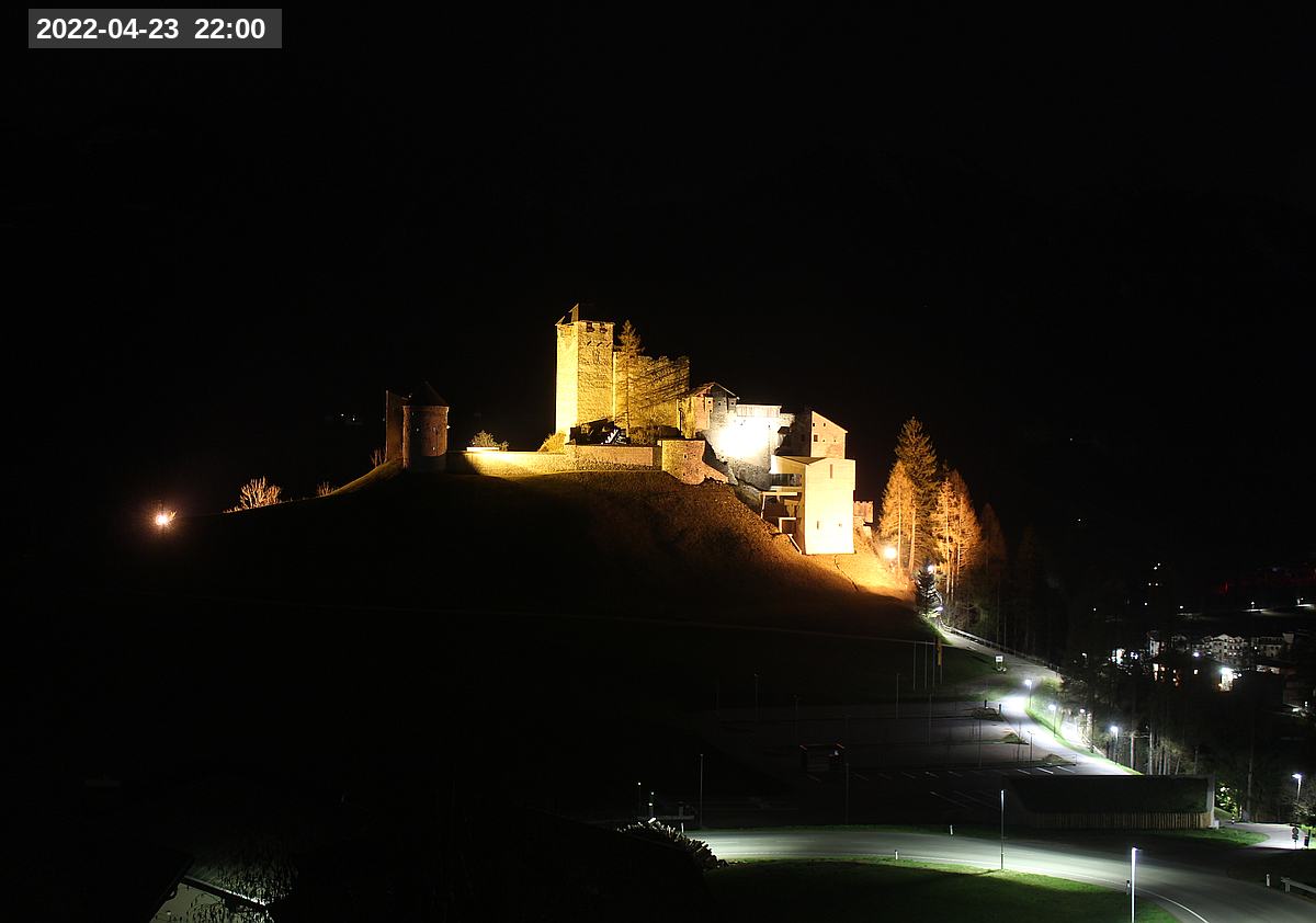 Webcam Burg Heinfels, 2022-04-23 22:00 Uhr