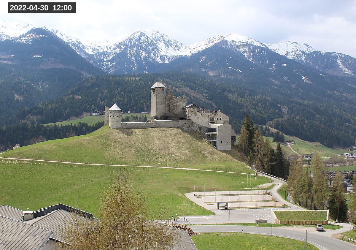 Webcam Burg Heinfels, 2022-04-30 12:00 Uhr