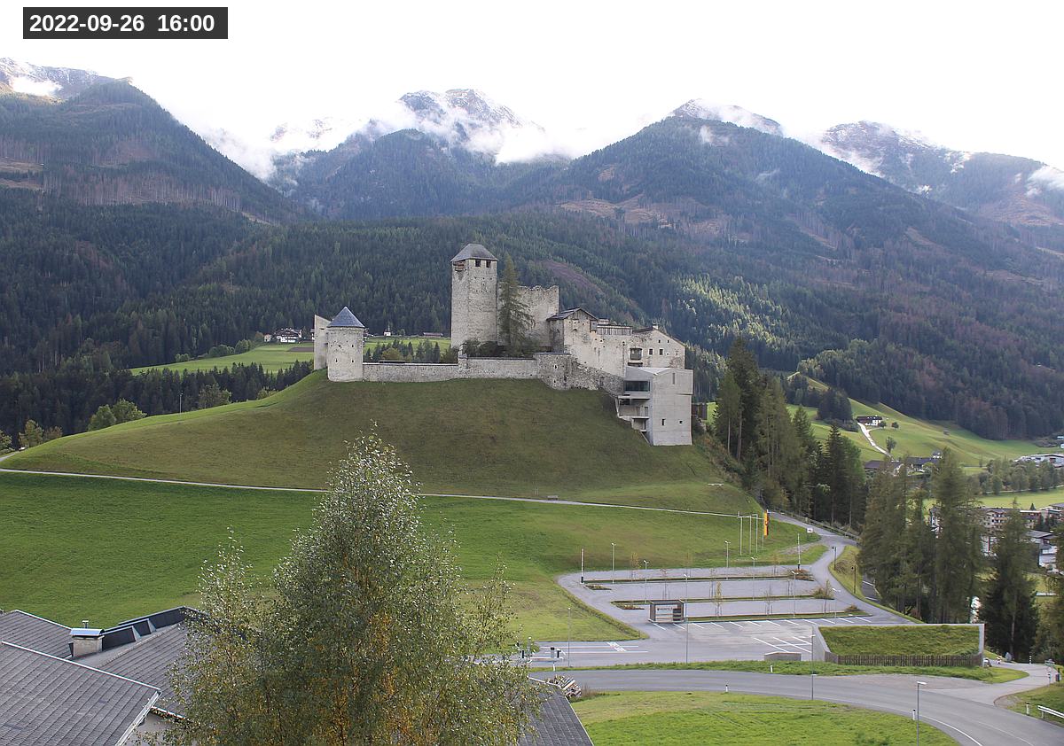 Webcam Burg Heinfels, 2022-09-26 16:00 Uhr