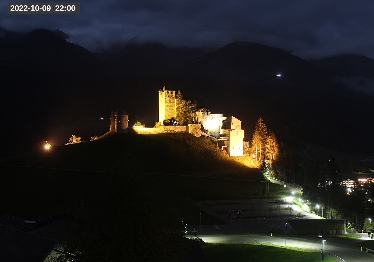 Webcam Burg Heinfels, 2022-10-09 22:00 Uhr