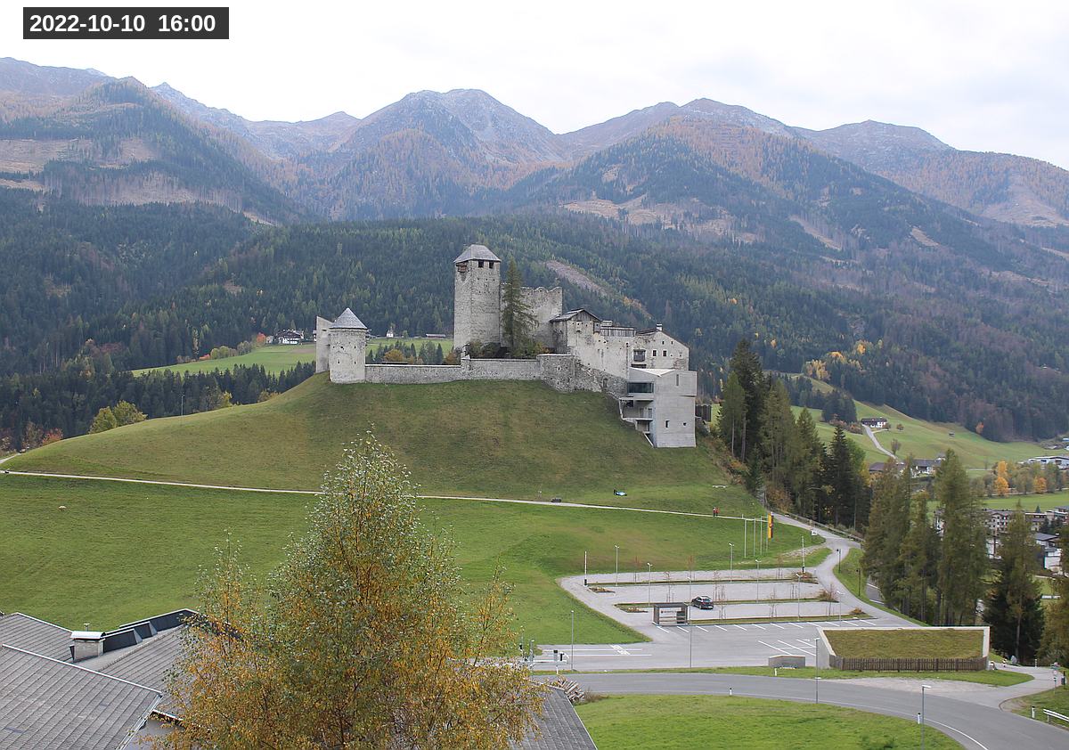 Webcam Burg Heinfels, 2022-10-10 16:00 Uhr