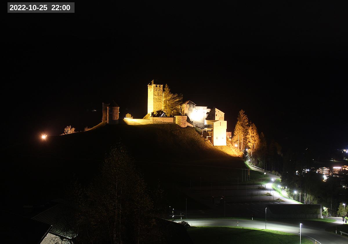 Webcam Burg Heinfels, 2022-10-25 22:00 Uhr