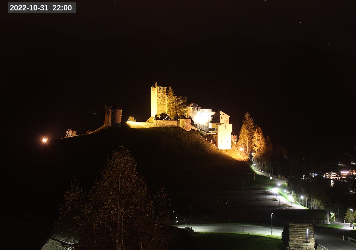 Webcam Burg Heinfels, 2022-10-31 22:00 Uhr