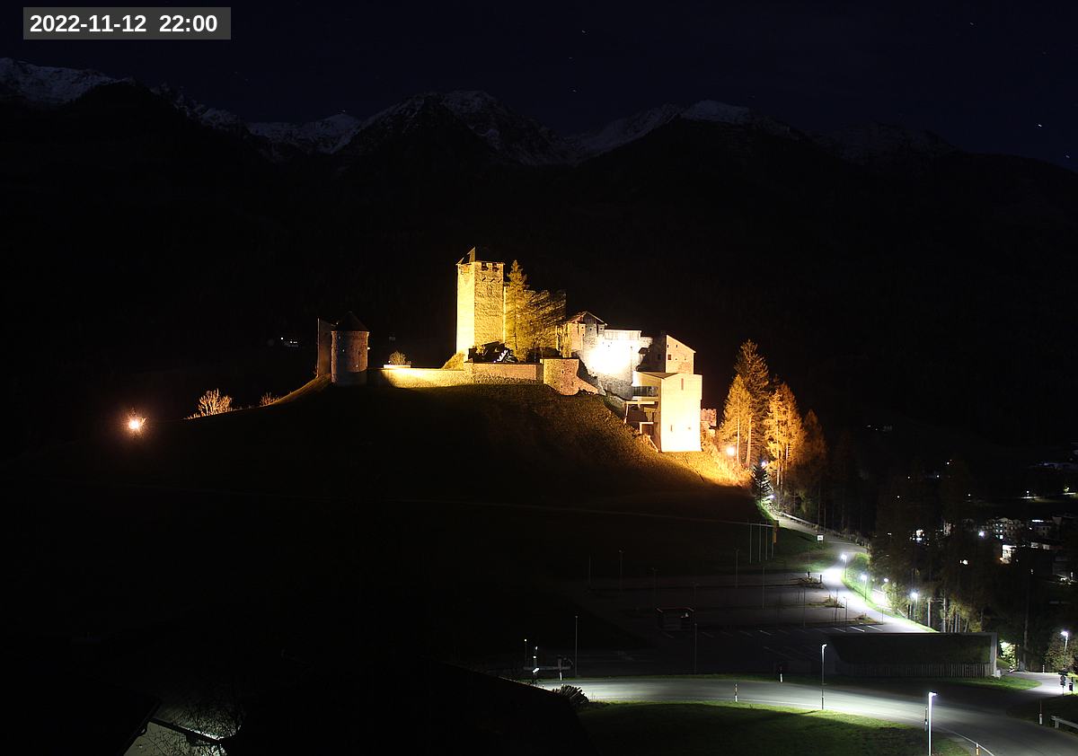 Webcam Burg Heinfels, 2022-11-12 22:00 Uhr