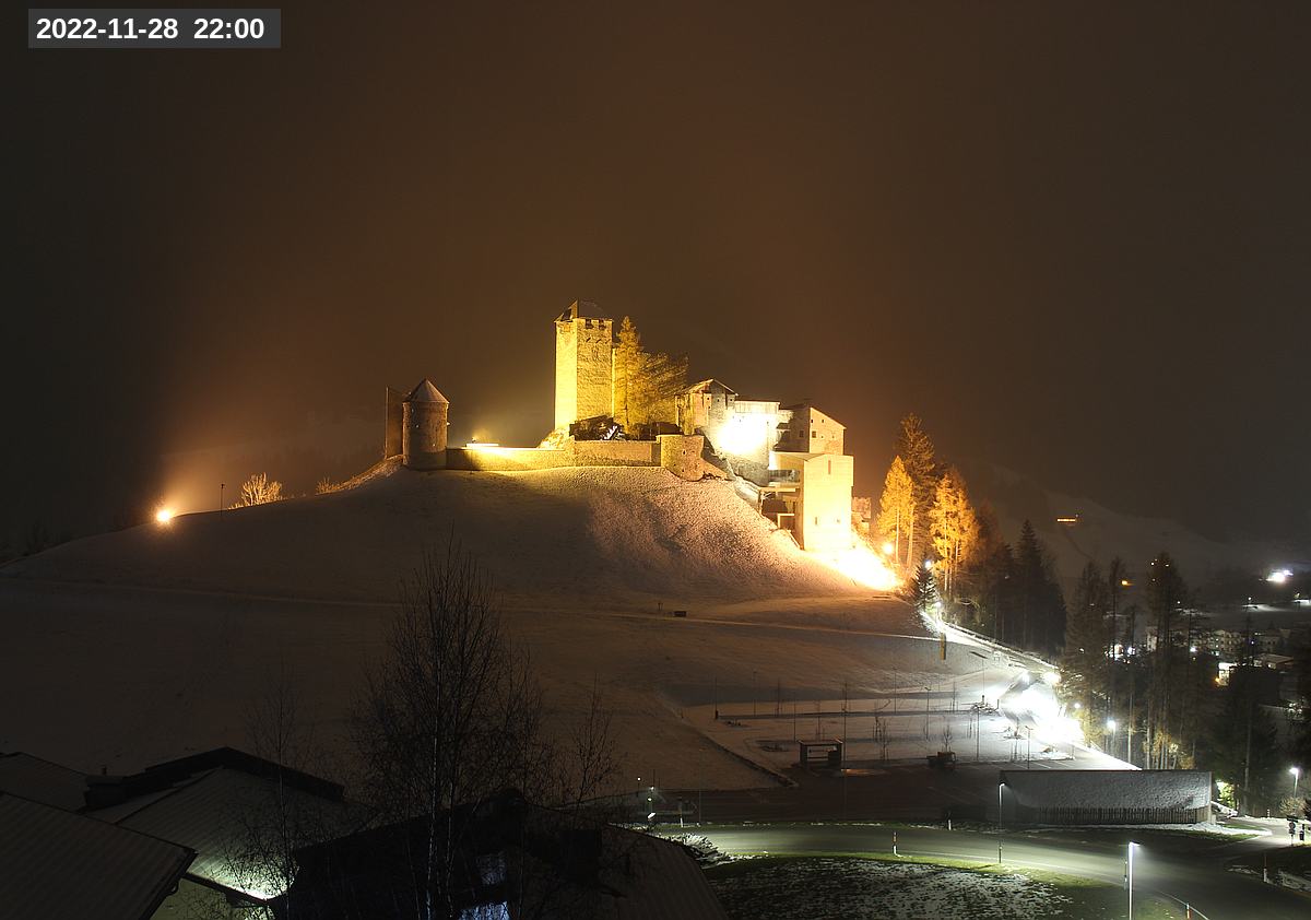 Webcam Burg Heinfels, 2022-11-28 22:00 Uhr