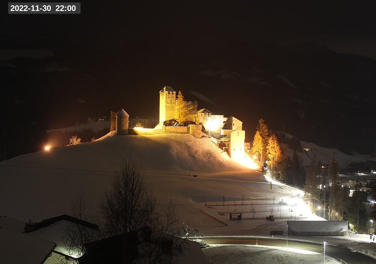 Webcam Burg Heinfels, 2022-11-30 22:00 Uhr