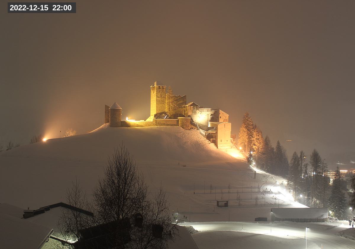 Webcam Burg Heinfels, 2022-12-15 22:00 Uhr