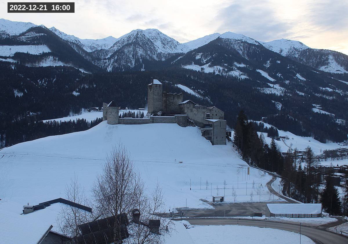 Webcam Burg Heinfels, 2022-12-21 16:00 Uhr