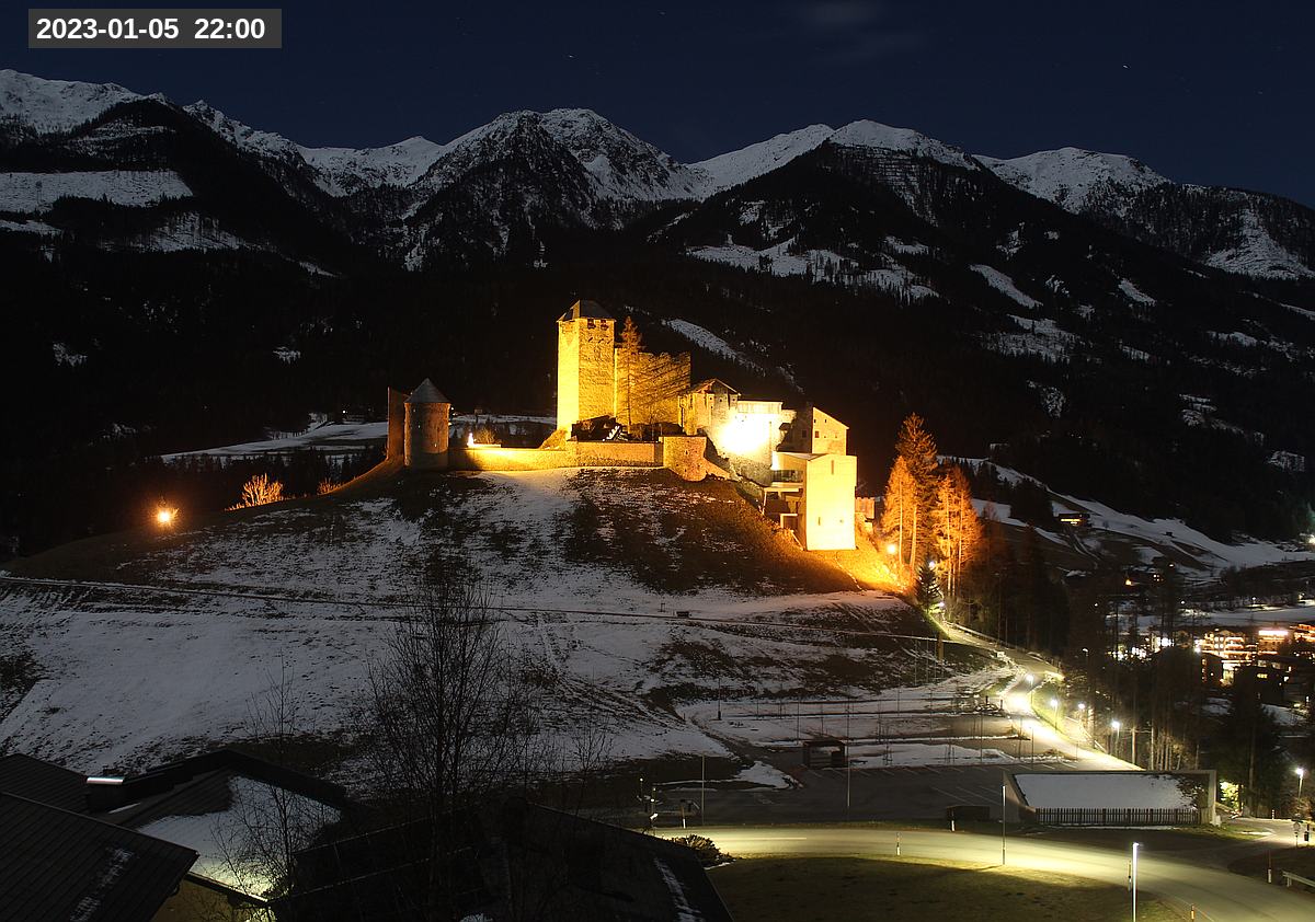 Webcam Burg Heinfels, 2023-01-05 22:00 Uhr