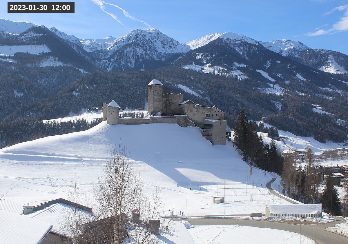 Webcam Burg Heinfels, 2023-01-30 12:00 Uhr