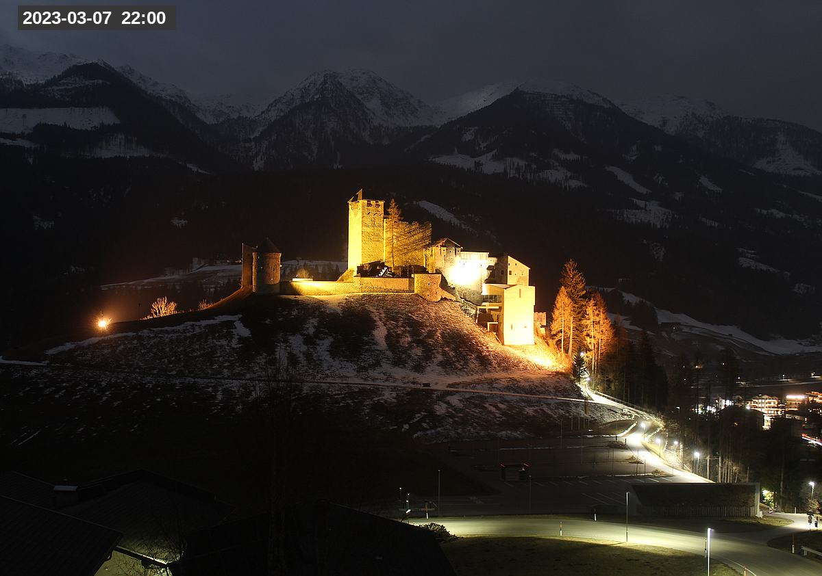 Webcam Burg Heinfels, 2023-03-07 22:00 Uhr