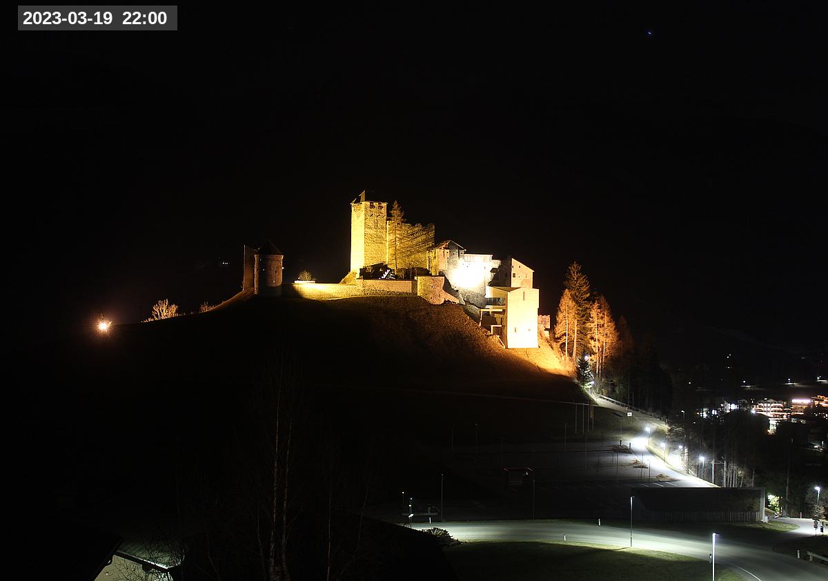 Webcam Burg Heinfels, 2023-03-19 22:00 Uhr
