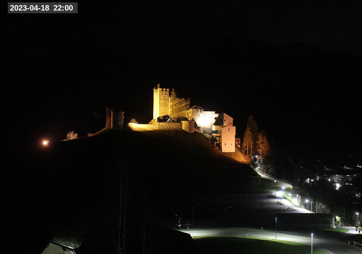 Webcam Burg Heinfels, 2023-04-18 22:00 Uhr